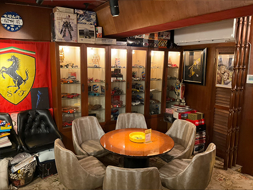 バーイオタ座席